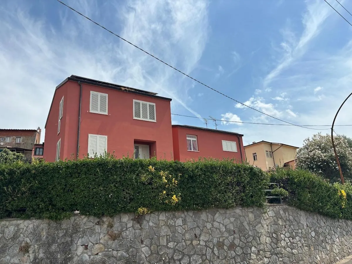 Red House - View Of The Hills Apartment Terricciola
