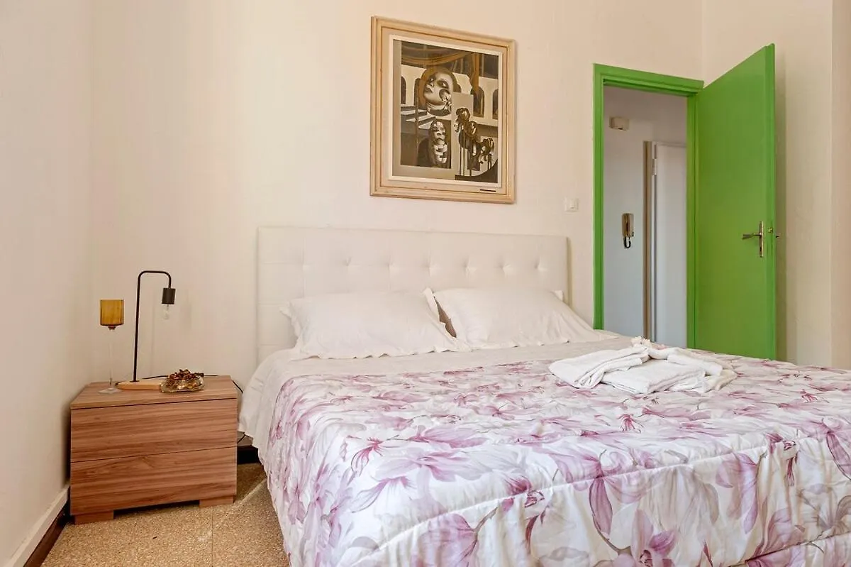 Red House - View Of The Hills Apartment Terricciola